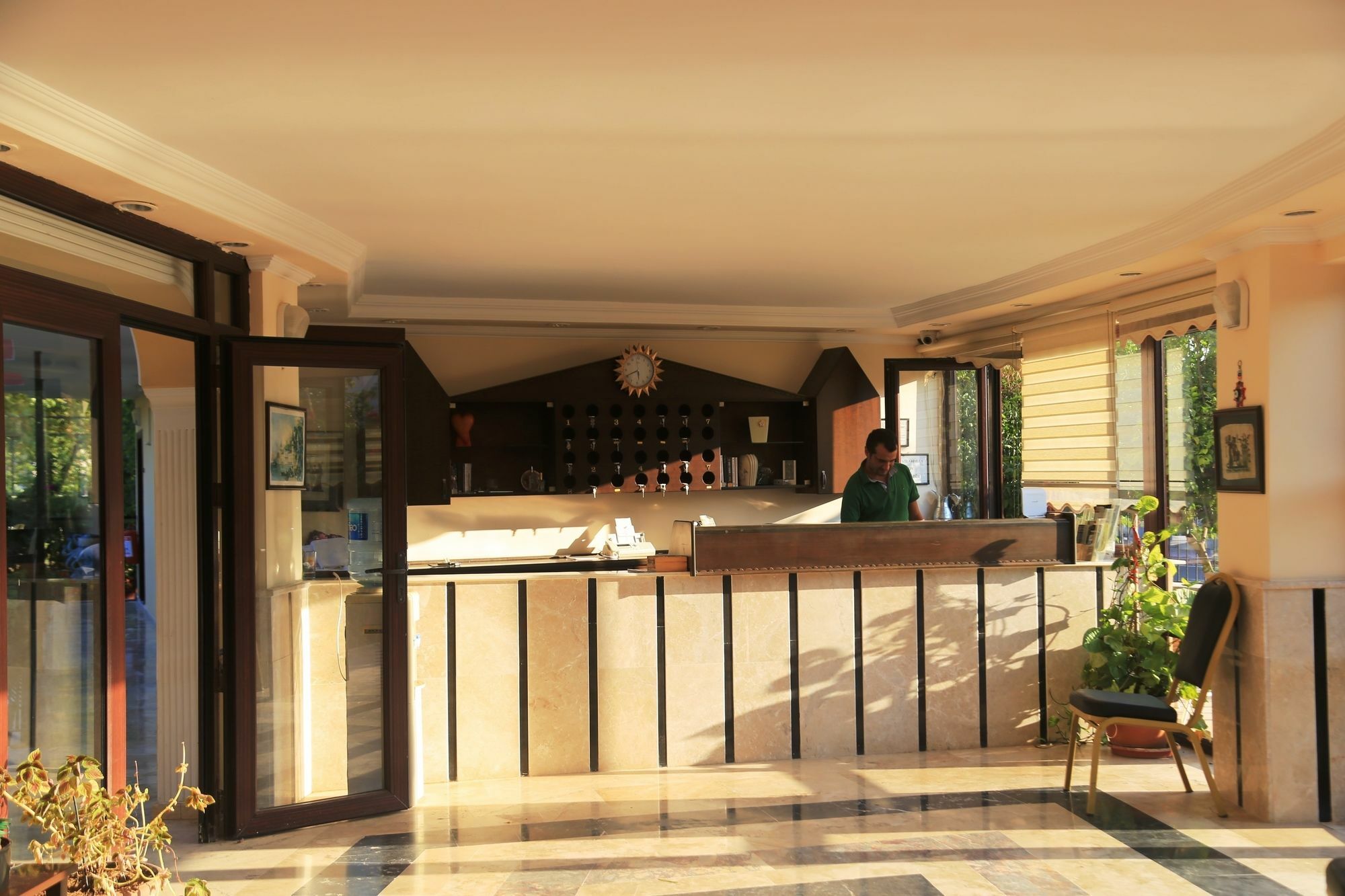 Las Palmeras Hotel Çamyuva Exterior foto