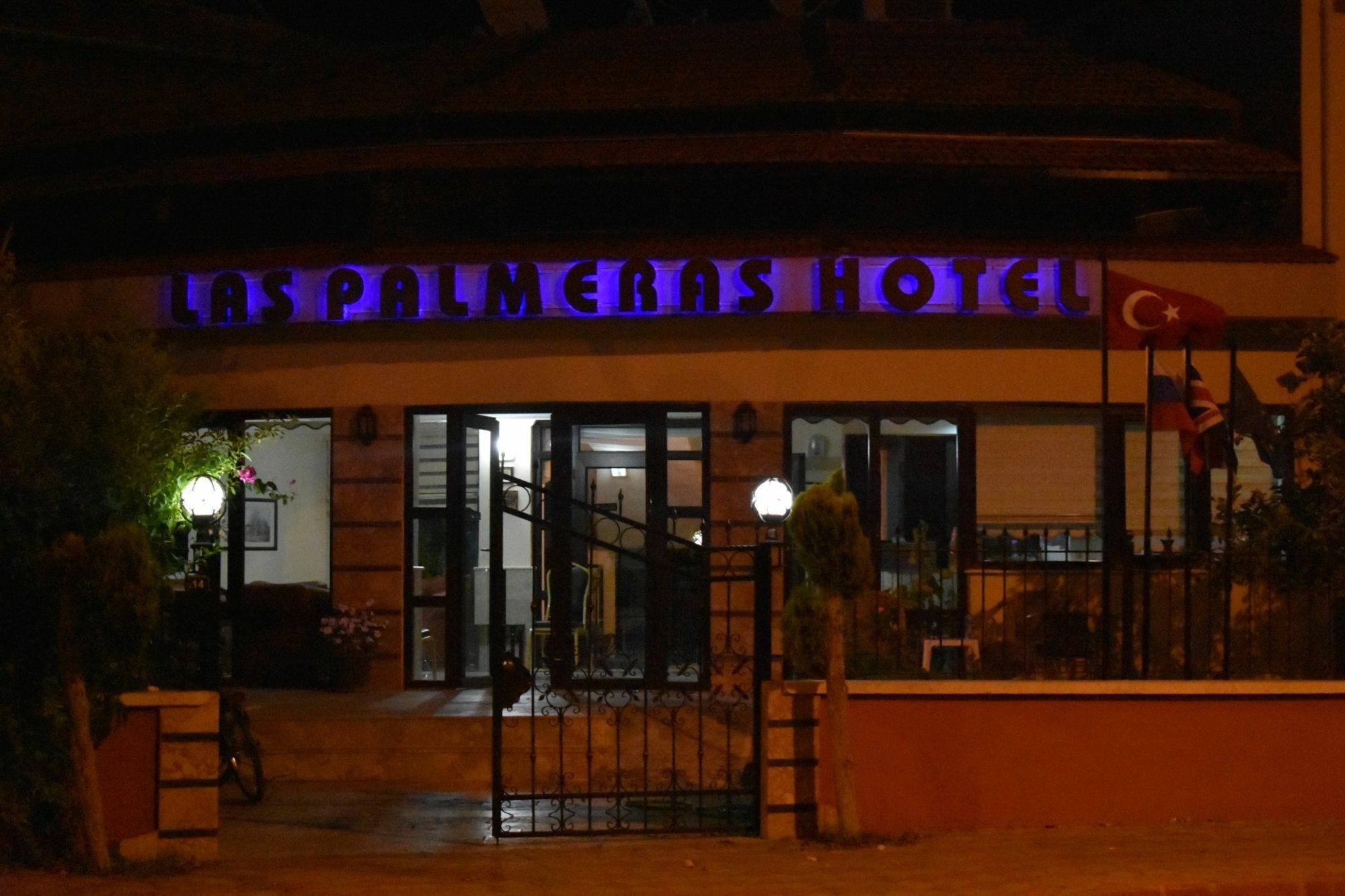 Las Palmeras Hotel Çamyuva Exterior foto