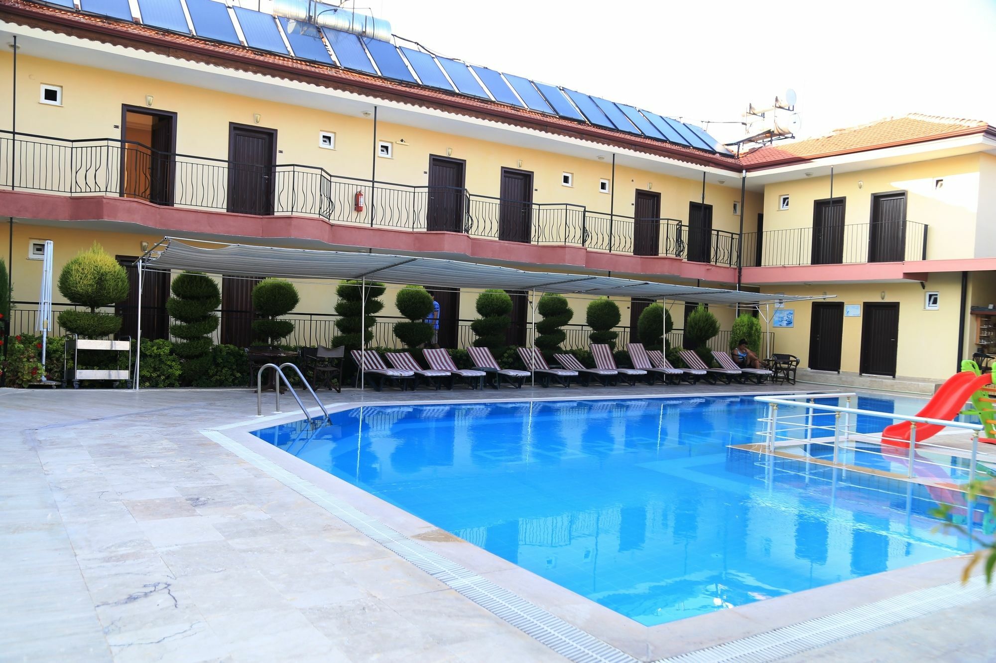 Las Palmeras Hotel Çamyuva Exterior foto