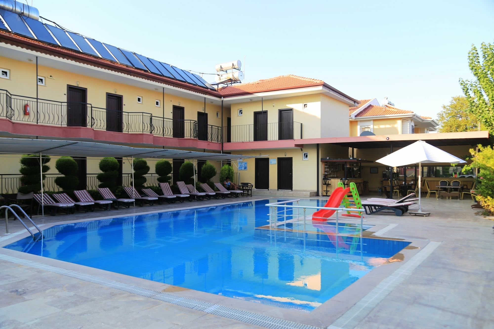 Las Palmeras Hotel Çamyuva Exterior foto